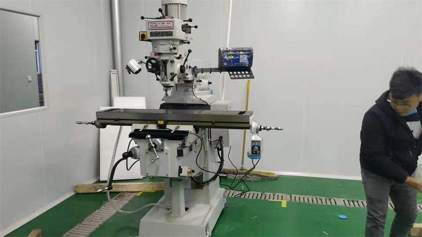 建德銑床（建德炮塔銑床）的構(gòu)造與應(yīng)用